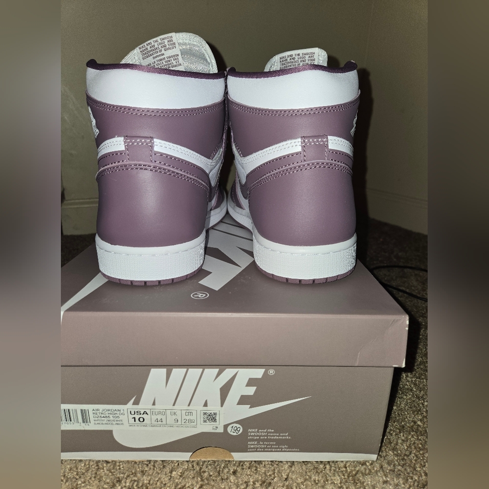 NIB Air Jordan 1 Retro High OG - Picture 6 of 10